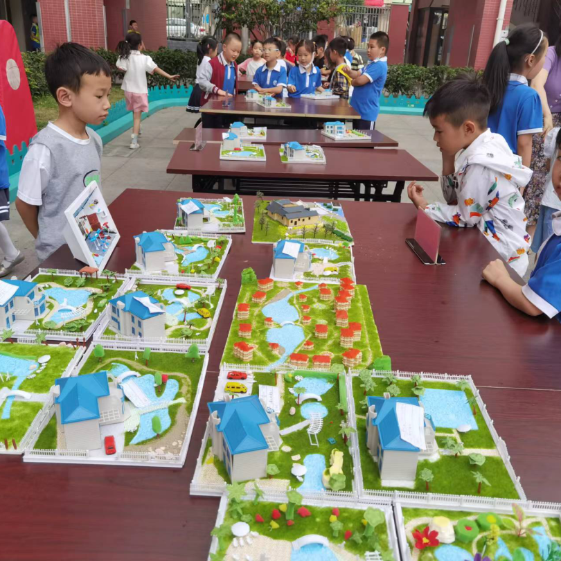 成都市双流区棠湖小学（南区）举行2022校园科技节建筑模型比赛
