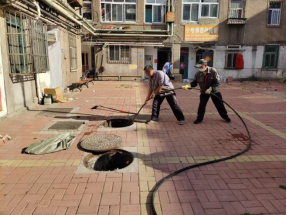 市北实干攻坚不停歇营造良好节日环境