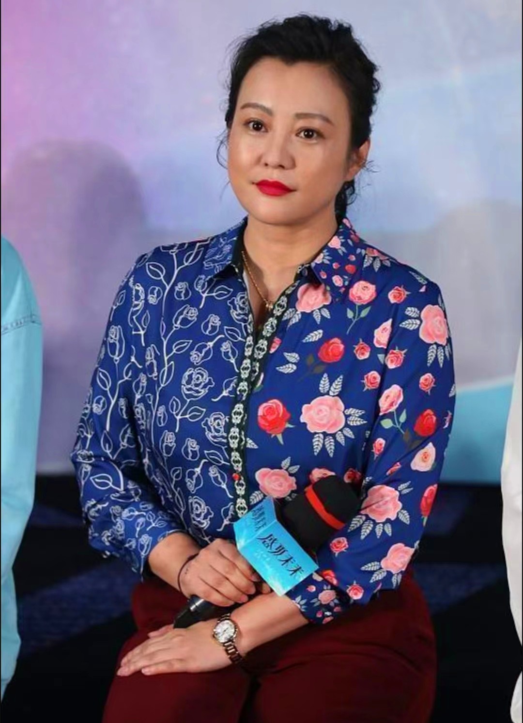 颜值说丢就丢，曾经一眼万年，今成路人大妈，这些女星好难认了