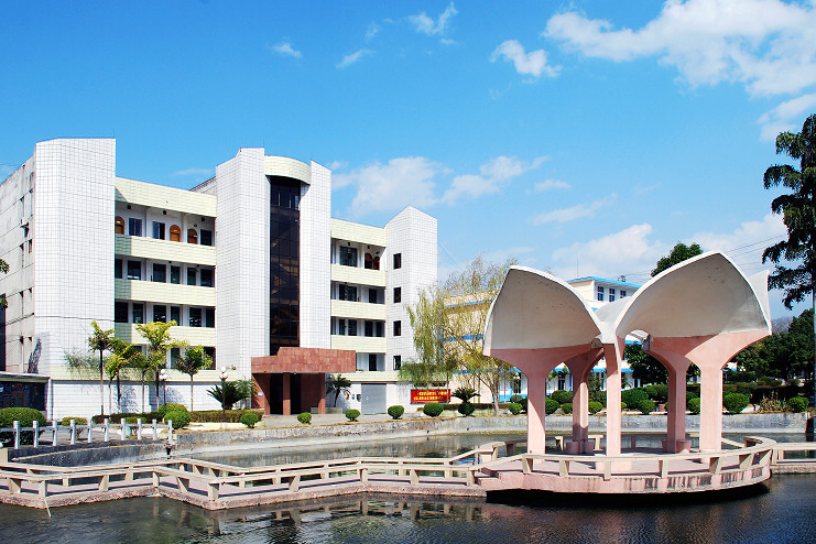 五所设计学类录取线最低的公办院校，你所在的省份录取线是多少？