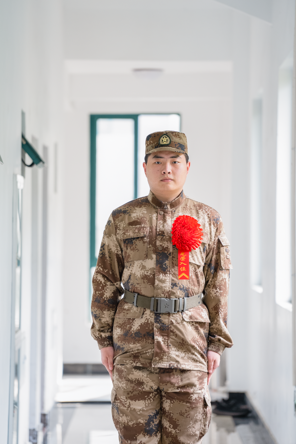 在编→入伍！最硬核的身先示范！