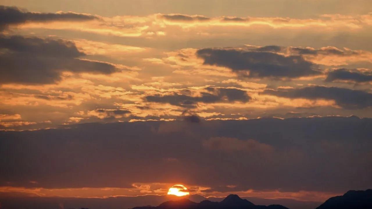 关于晴天的唯美句子100字_晶羽文学网