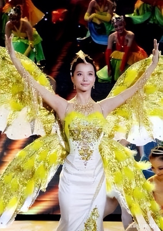 当时代抛弃“青春小妞”王珞丹时，连声招呼都不会打