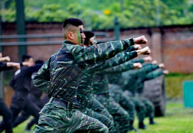 中等生也有机会报考的6所军校，录取分数线不高，高中生的福音