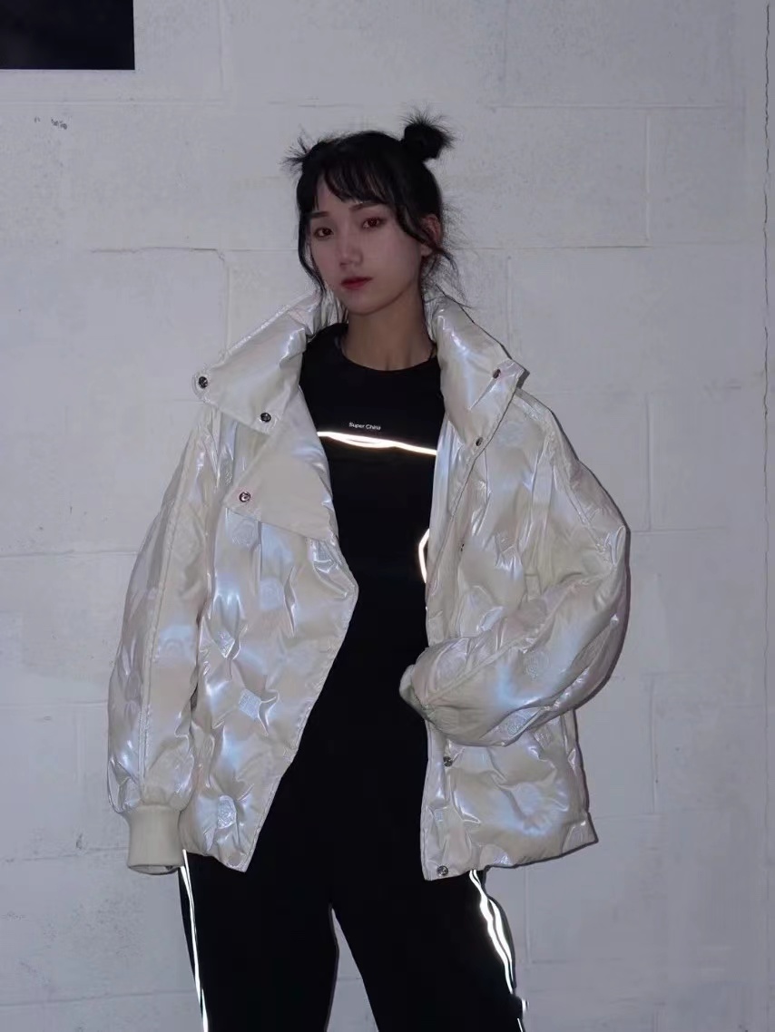 光面羽絨服染色了怎么去除？簡單的幾個小方法，幫你輕松解決