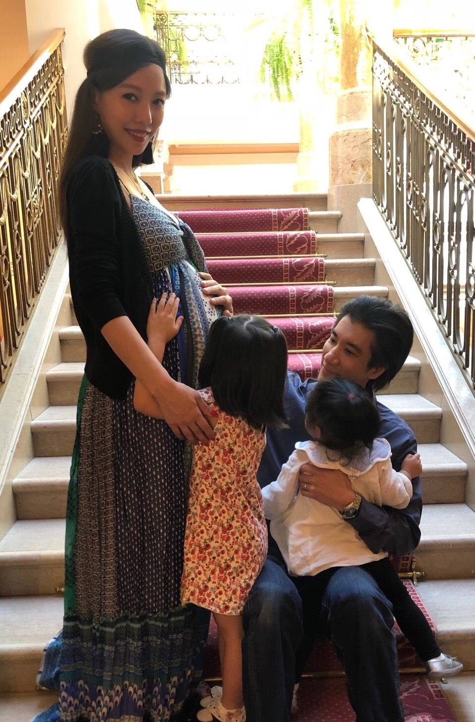 王力宏被曝4年前就想离婚，因李靓蕾怀三胎计划搁浅，经纪人辟谣