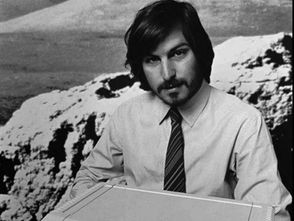 乔布斯56岁去世：抗癌8年花3亿，早期拒绝手术，想“饿死”癌细胞