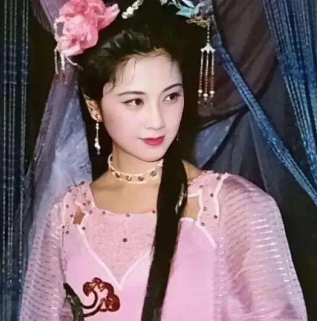 朱琳：去餐厅路上捡来一个老公，结婚42年坚持不生孩子