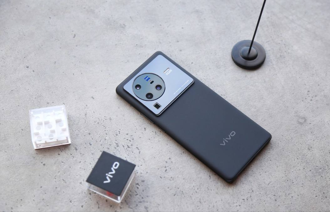 手机拍照哪款最好？权威机构测评出炉，国产手机的表现让人意外