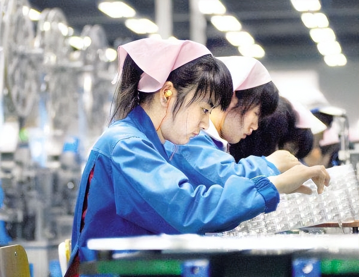 电子厂上班累吗 电子厂累吗 - 情书号