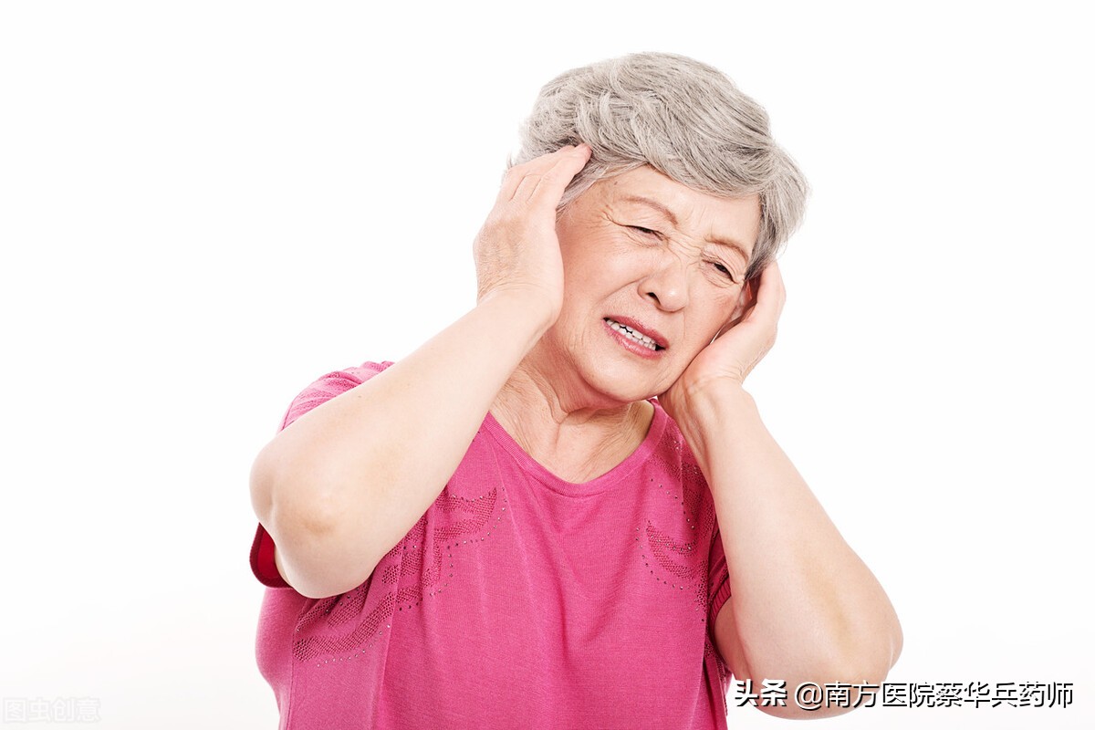 川芎茶调散汇聚了众多治头痛的中药，专治头风引起的各种头痛