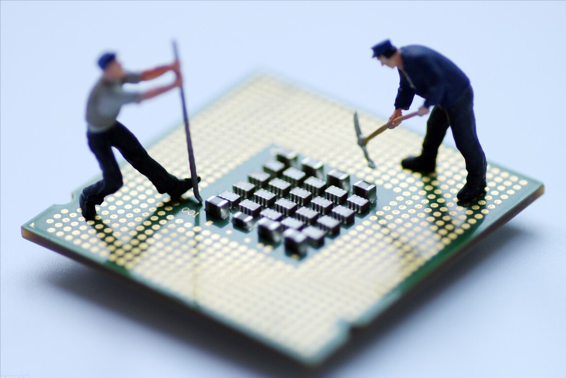 局势逆转！“白房子”可能输掉芯片战，中企只有一个“诀窍”