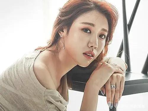 凭一部电影火遍全网，她是谁？她就是南韩拥有超高颜值的姜恩惠