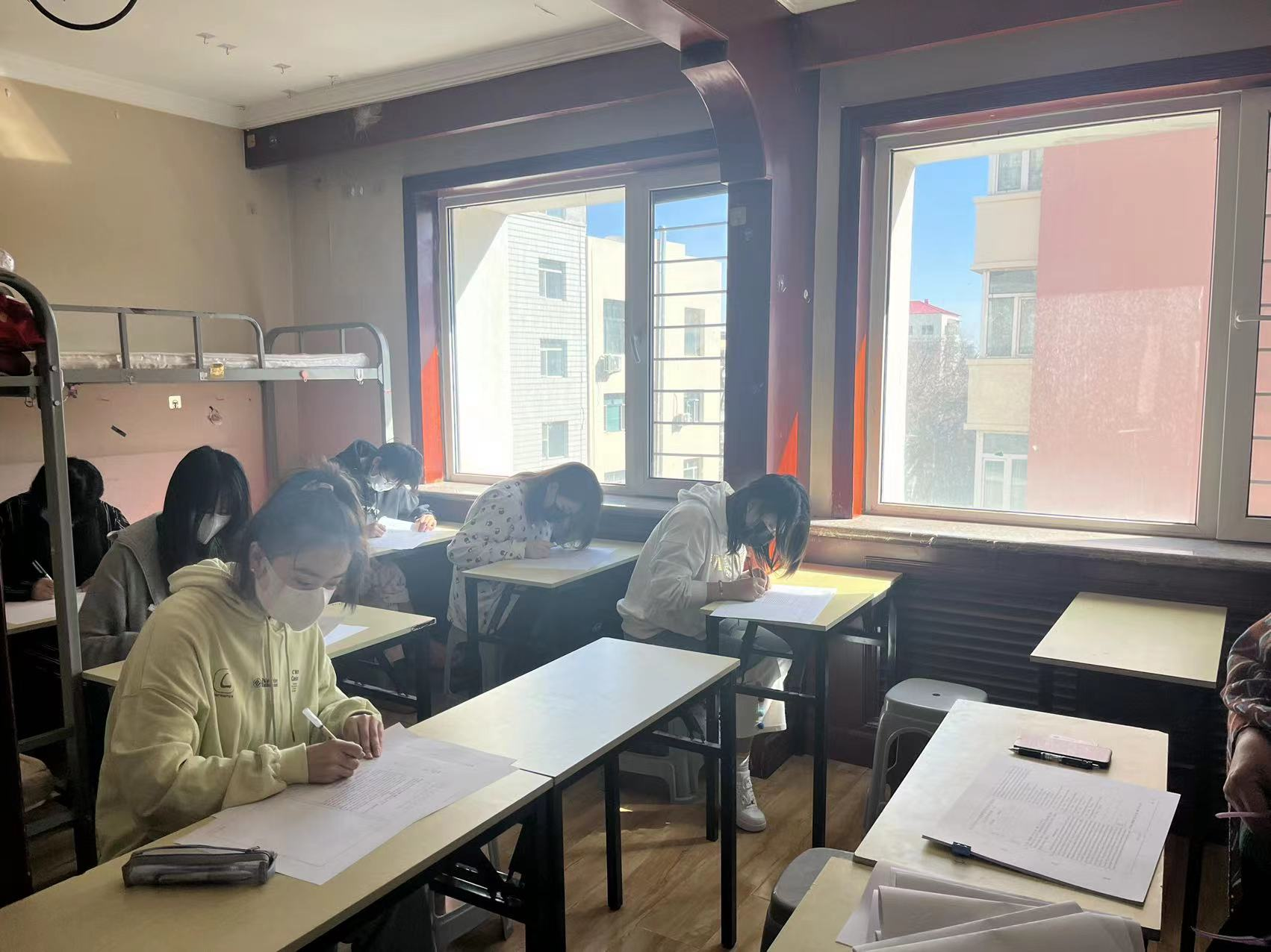 哈尔滨工程大学继续教育学院 | 疫情线上相聚，师生“疫”起努力