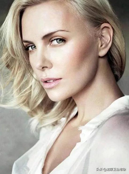 奥斯卡金奖得主南非第一美女查理兹塞隆