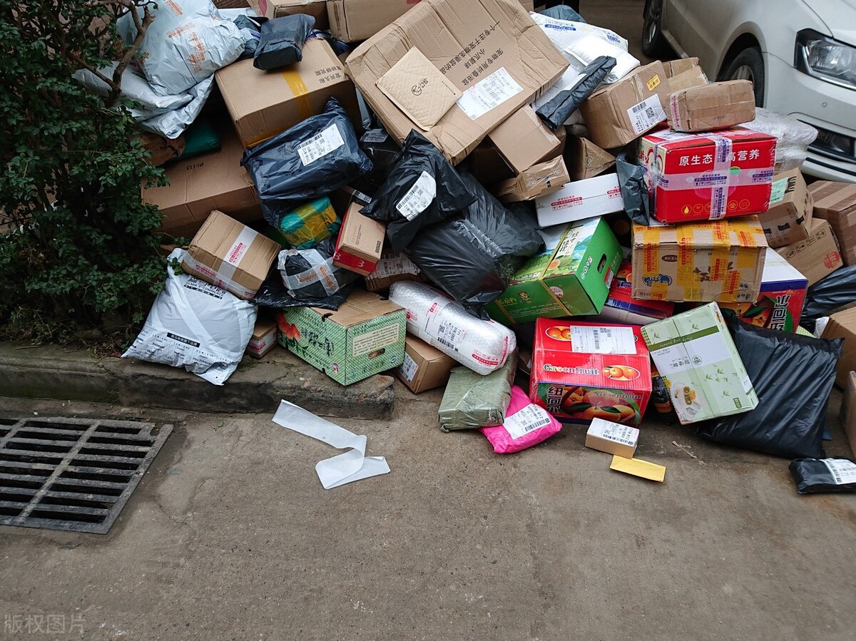 毕业证学位证被极兔快递弄丢赔1760元，这俩证丢了为啥不能补办？