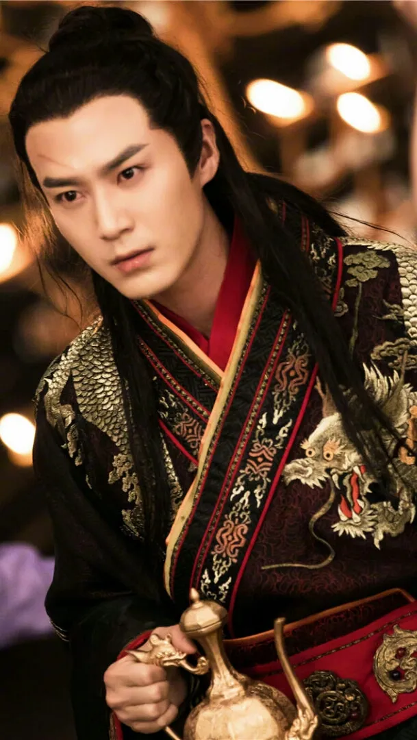 求求男演员不要再梳黑长直，从陈坤到张鲁一，看完我只想洗眼睛