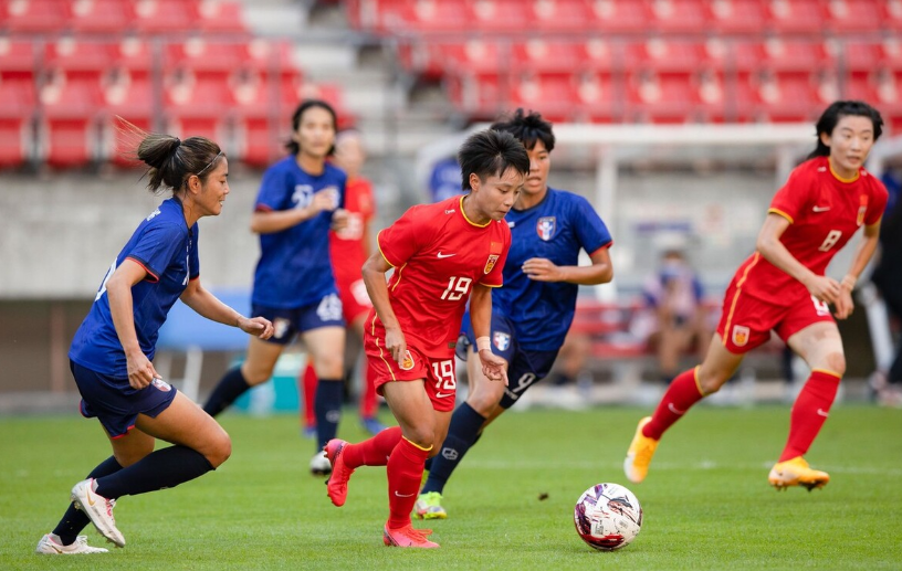 奥运女足赛程(2-0到3-2！中国女足追击“元年冠军”，上限3-1取胜，4巨头要发力)