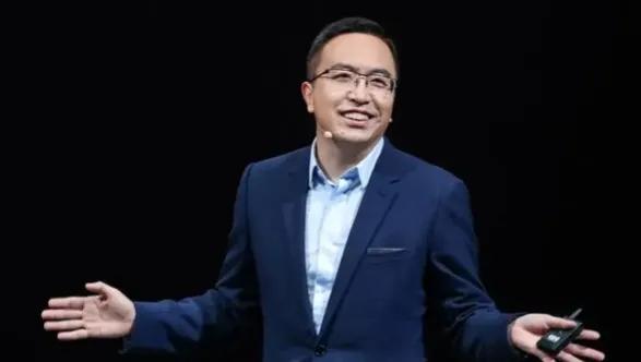 荣耀赵明称手机影像联名是噱头，荣耀坚持与众不同