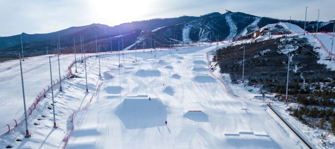 测评:最适合家庭出游的崇礼滑雪场——富龙滑雪场