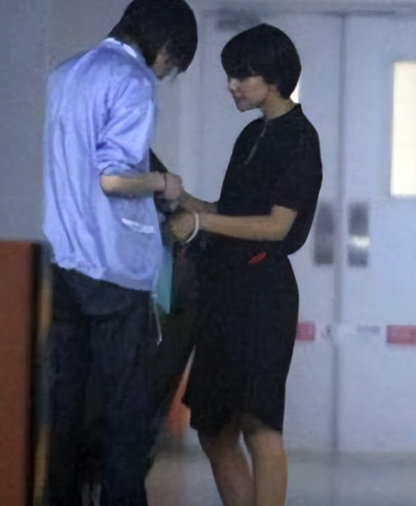 11年后再回顾高圆圆，遇到“真命天子”前，她究竟付出了多少？