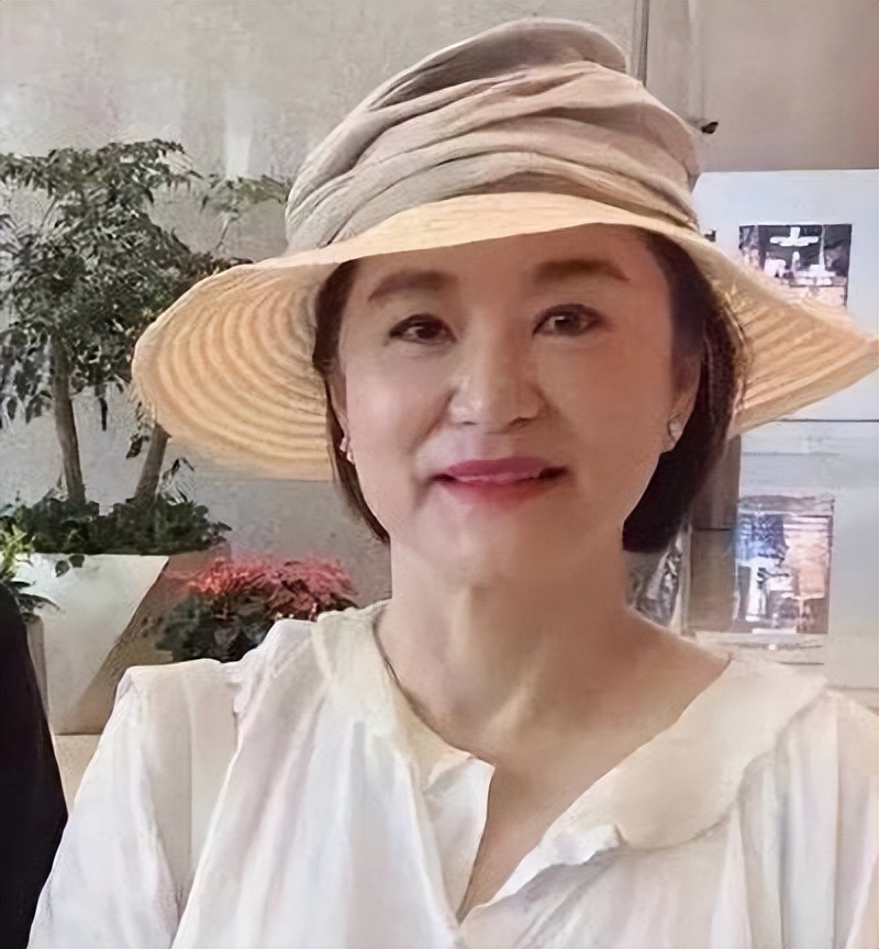 10位中年女明星生图大曝光，人间真实！谁冻龄谁老了一目了然