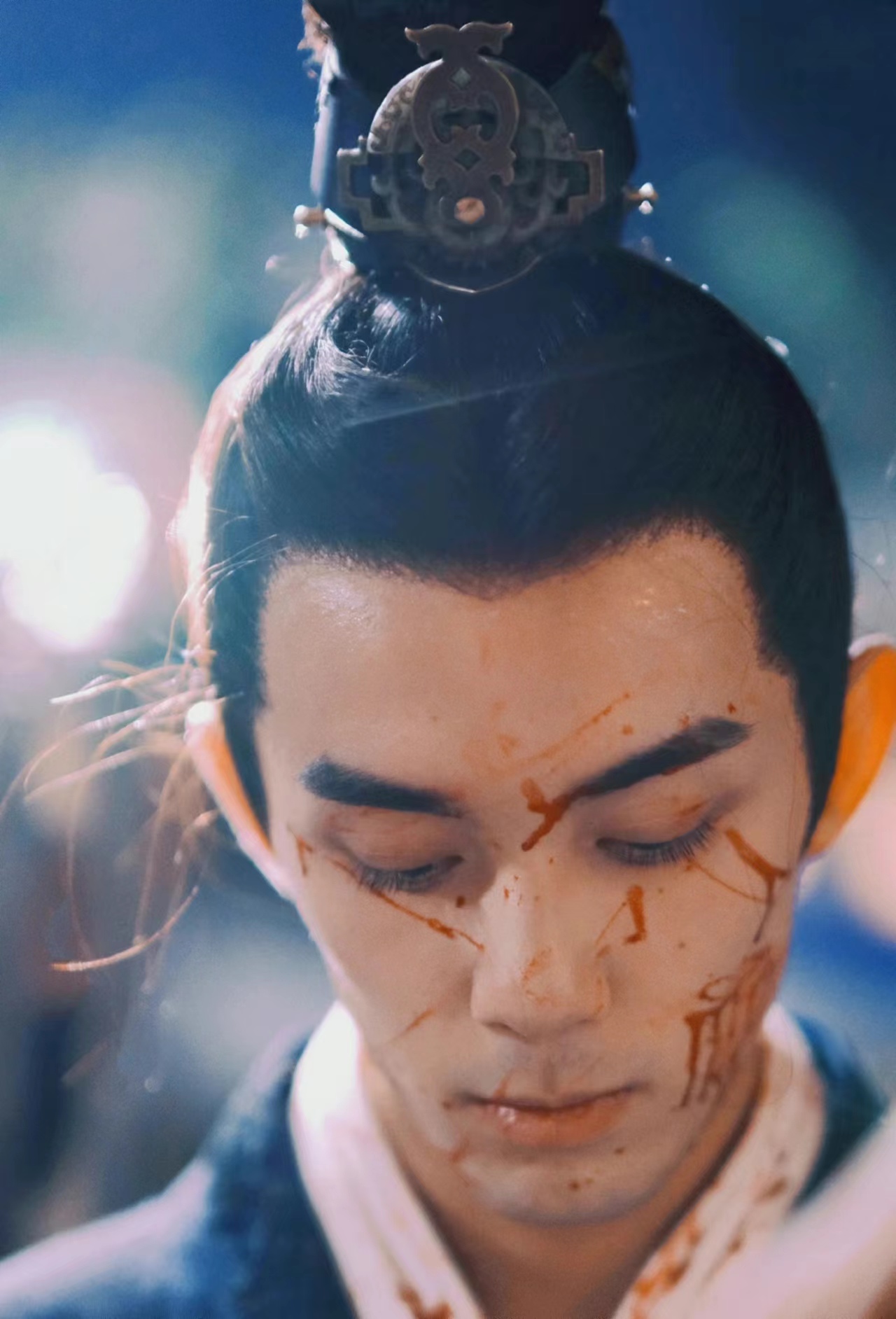 吴磊新剧男友力爆棚！单手抱赵露思