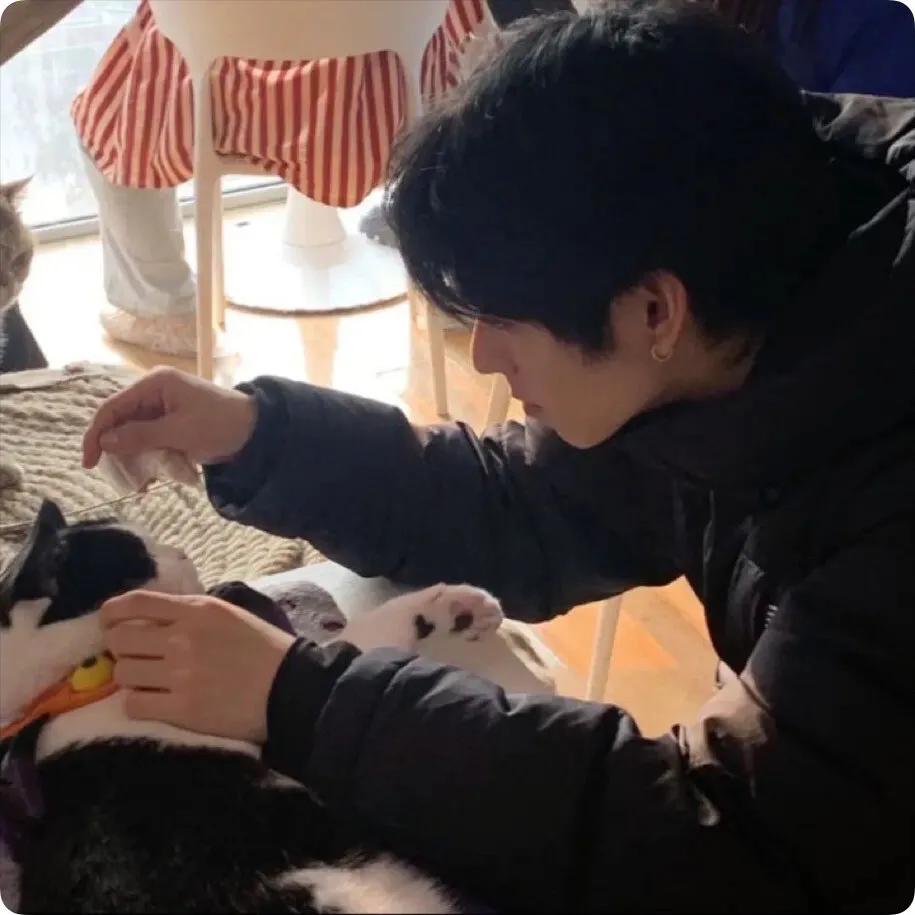 帅哥头像生活照微信很真实的男生闺蜜头像 动漫图片
