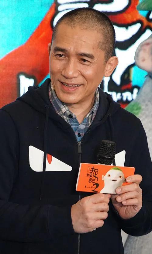 多位明星“眼窝深”显老，陈德容有衰老痕迹，看到吴刚不想说话了