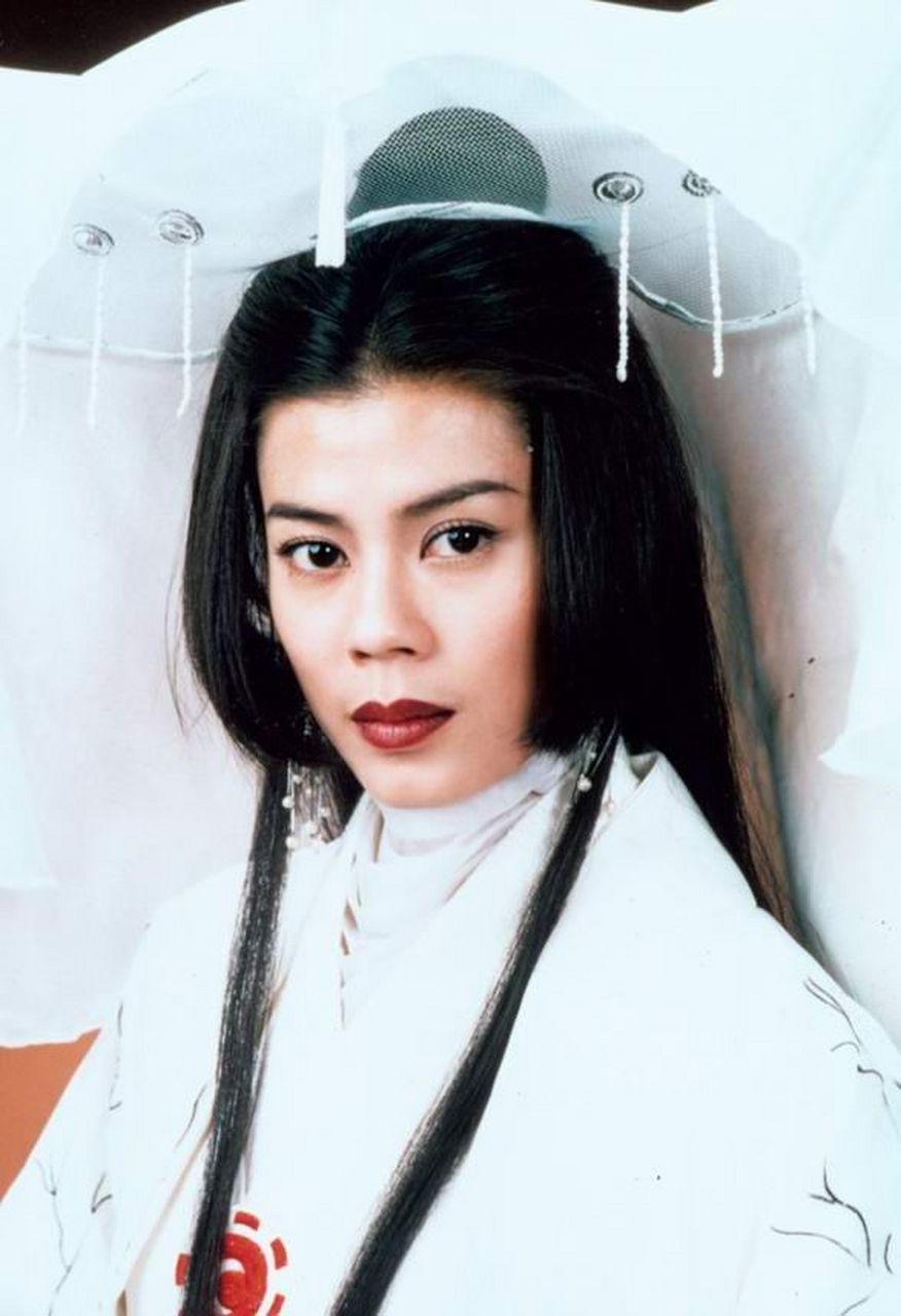 都演"任盈盈",把许晴,袁姗姗,梁艺龄放在一起,差别就出来了