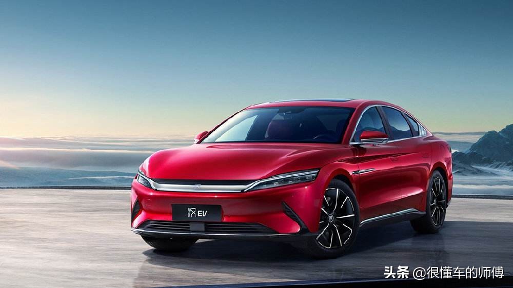 97242辆！比亚迪11月销量出炉，巅峰王者新能源还是“一打十”