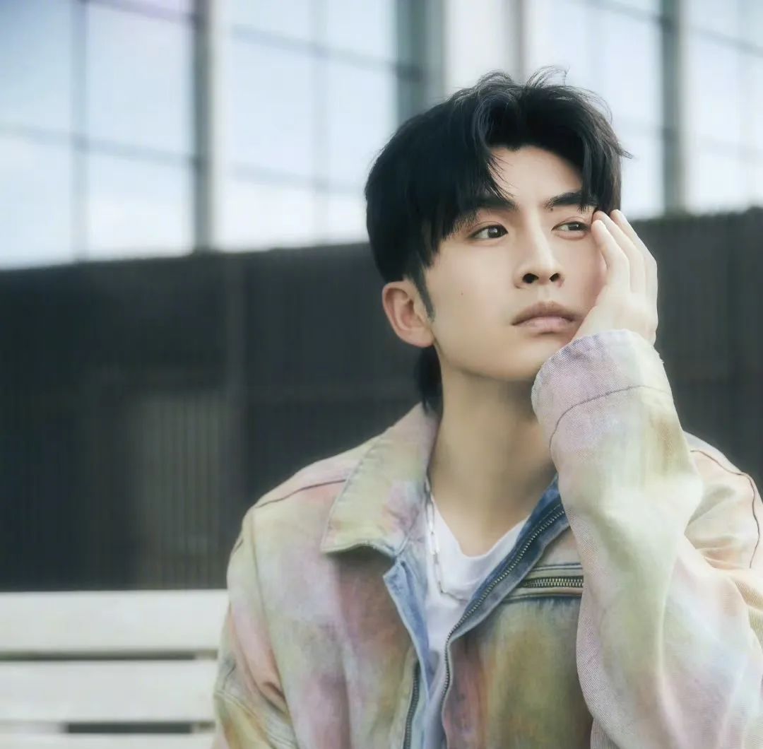 赵丽颖冯绍峰复合了？任嘉伦得罪平台被除名？