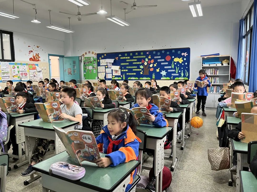 书香润泽生命 阅读成就未来｜记成都市双流区棠湖小学之书香班级