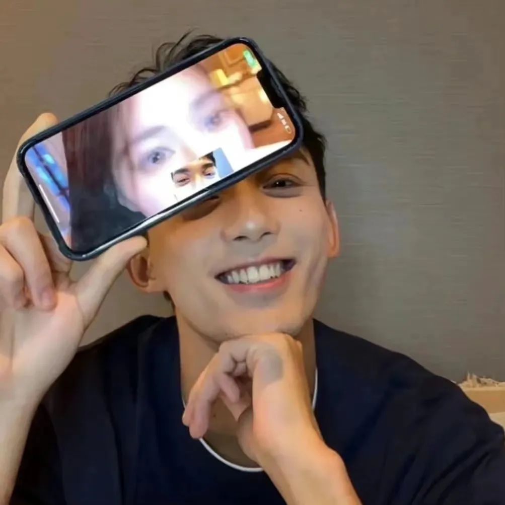 「星汉灿烂」吴磊×赵露思情侣壁纸头像