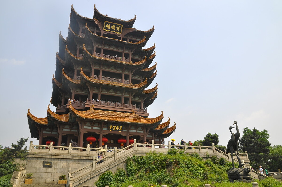 梦回故土：乡情深处的思念与眷恋
