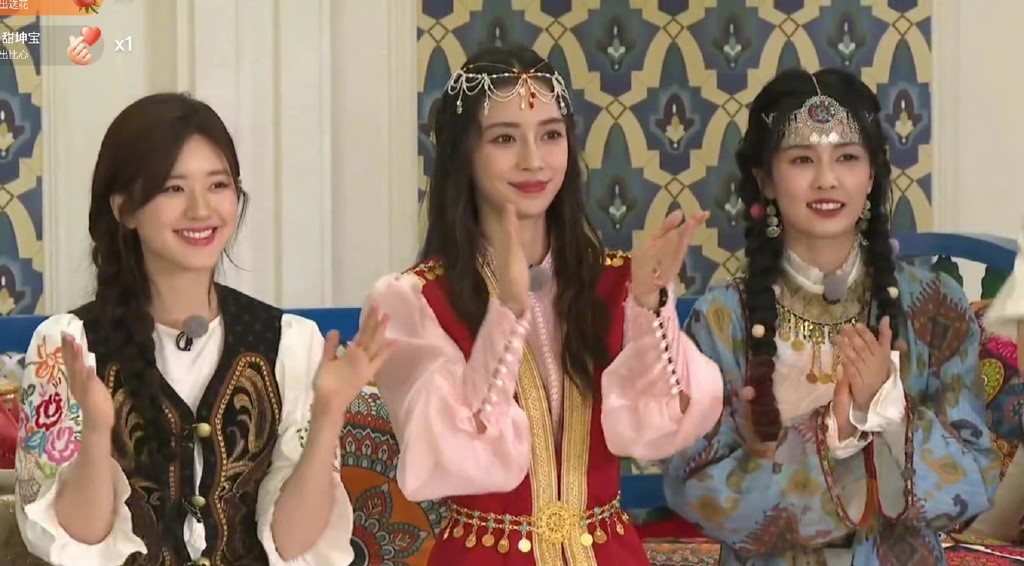 《跑男》第十季发布杀青大合照，郑恺继续缺席，蔡徐坤周深最调皮