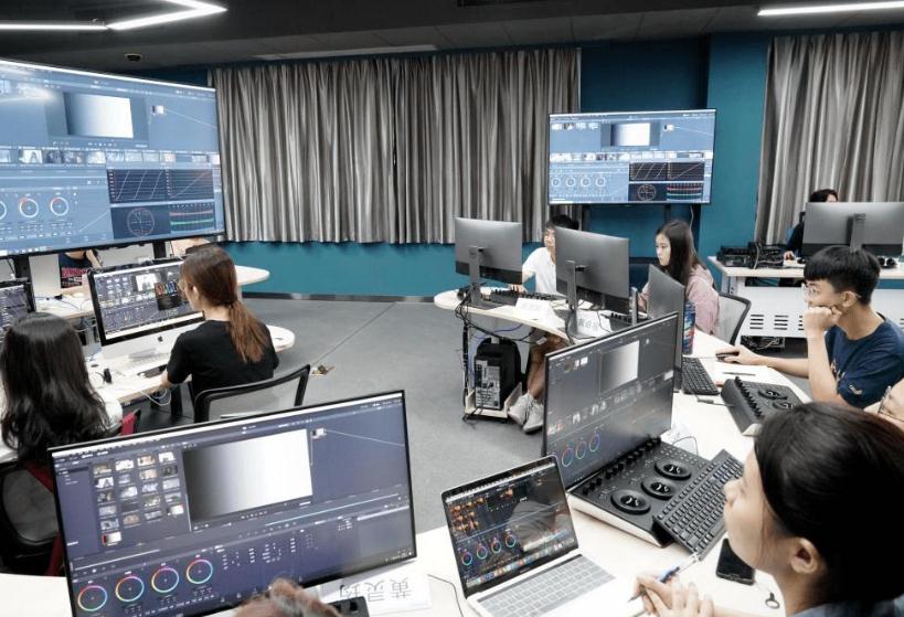 2022“文科类”高校排名，复旦大学仅排第三，清华大学未进前5