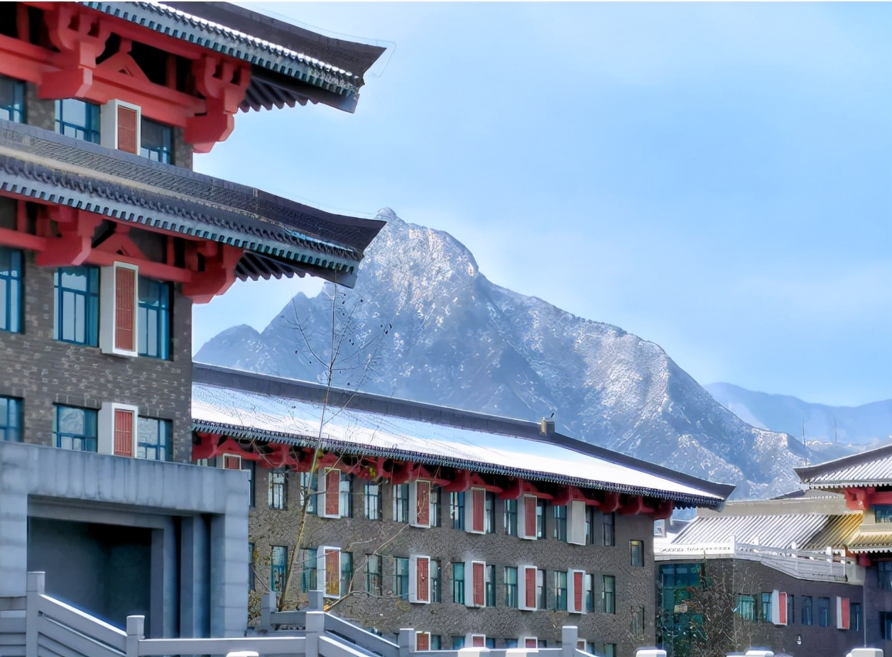 高颜值！陕西这所高校位于特大城市，占地4300亩！网友：风景绝美