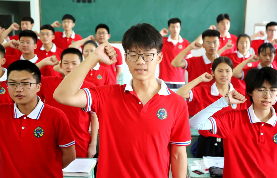 高考若是“统一试卷”，各个省份表现不同，浙江考生笑得最大声