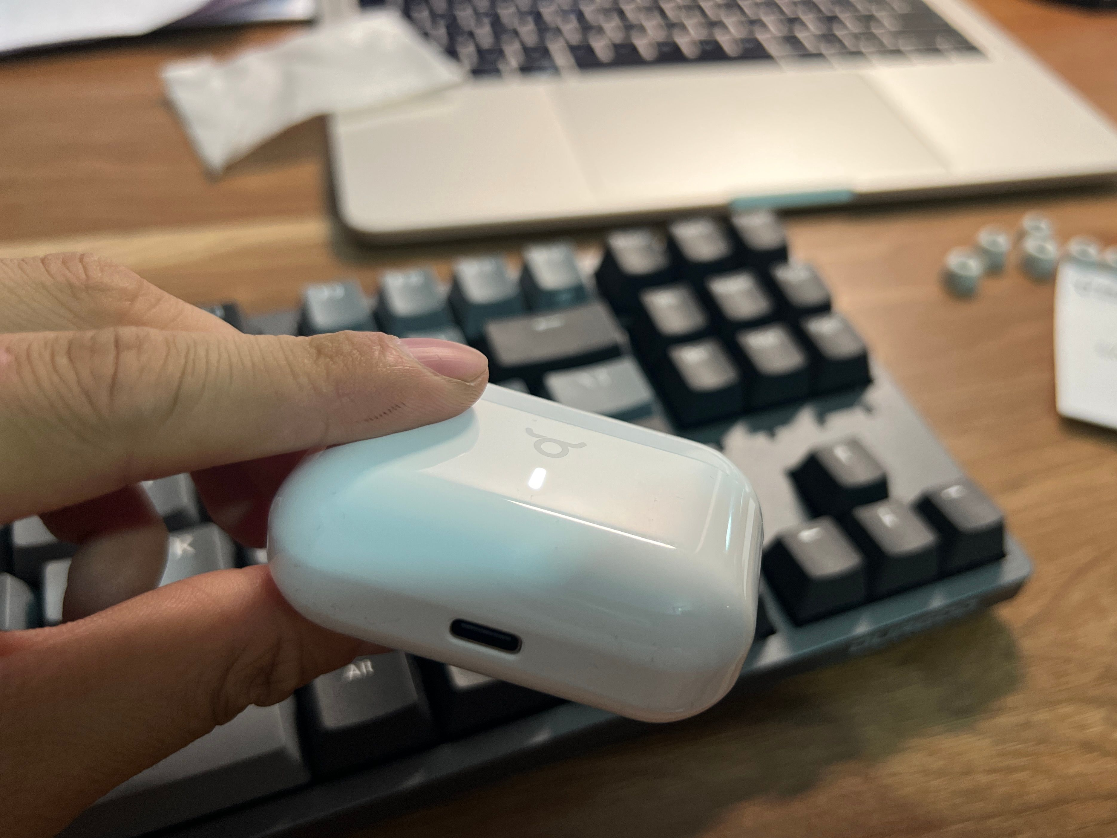 贝壳王子MO 3蓝牙耳机，不到200的降噪天花板