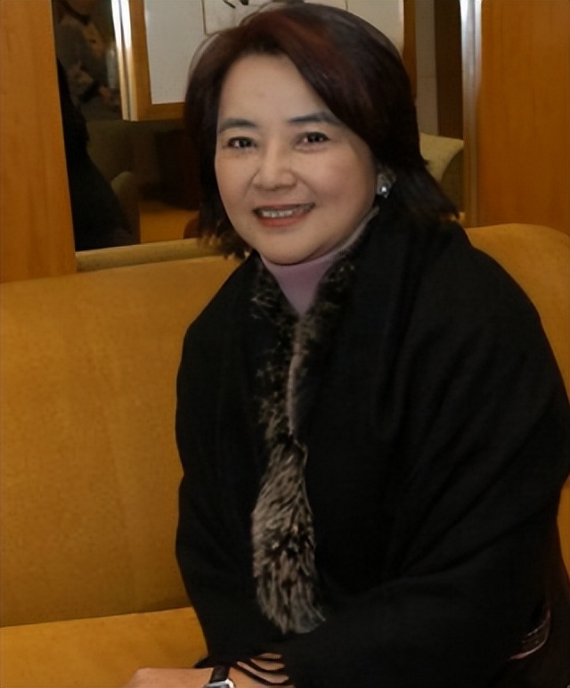 胡慧中：林青霞的接班人，挚爱的两个男人，一个惨死一个锒铛入狱