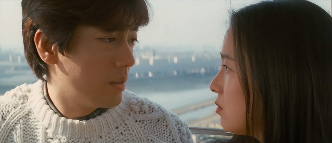 后来,田中裕子就这样火了,泽田研二可能也是担心田中裕子会有很多追求