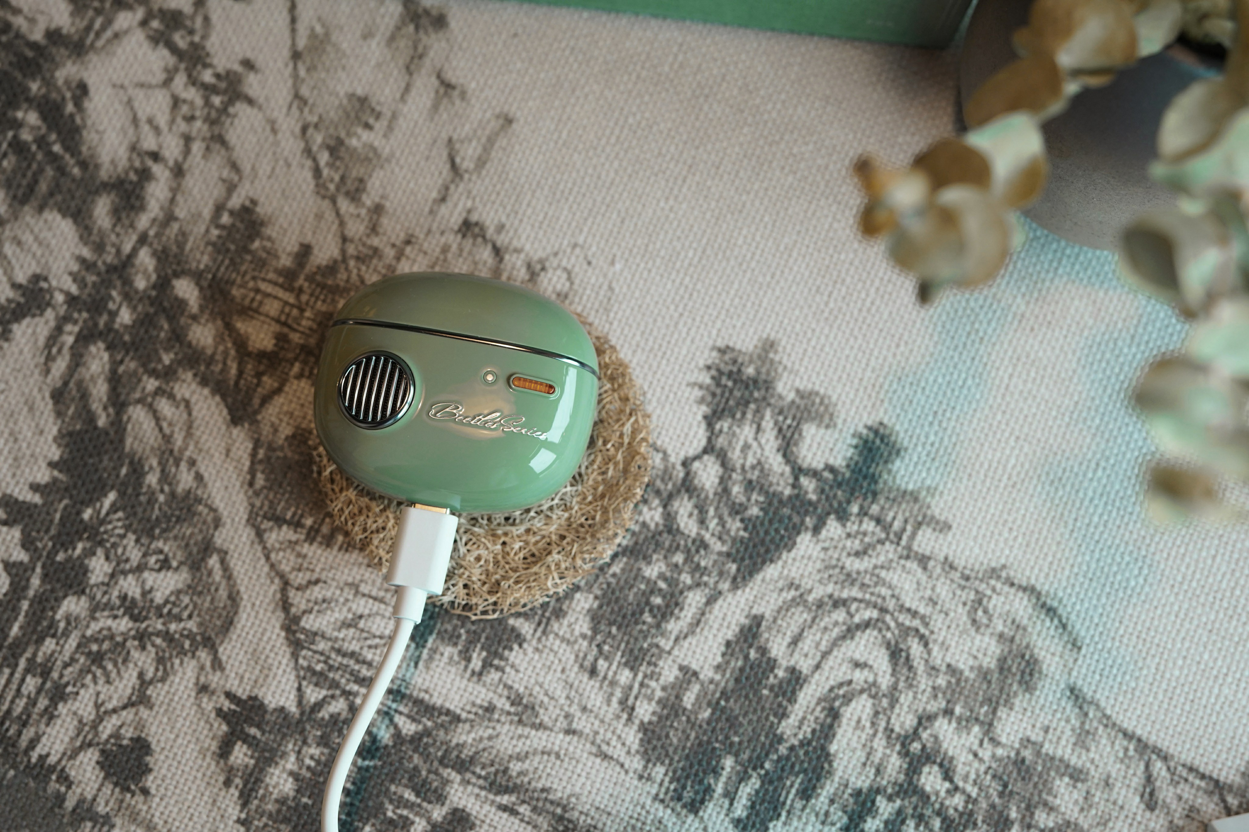 不是旗舰胜似旗舰！漫步者 Retro Pro降噪耳机值得买吗？