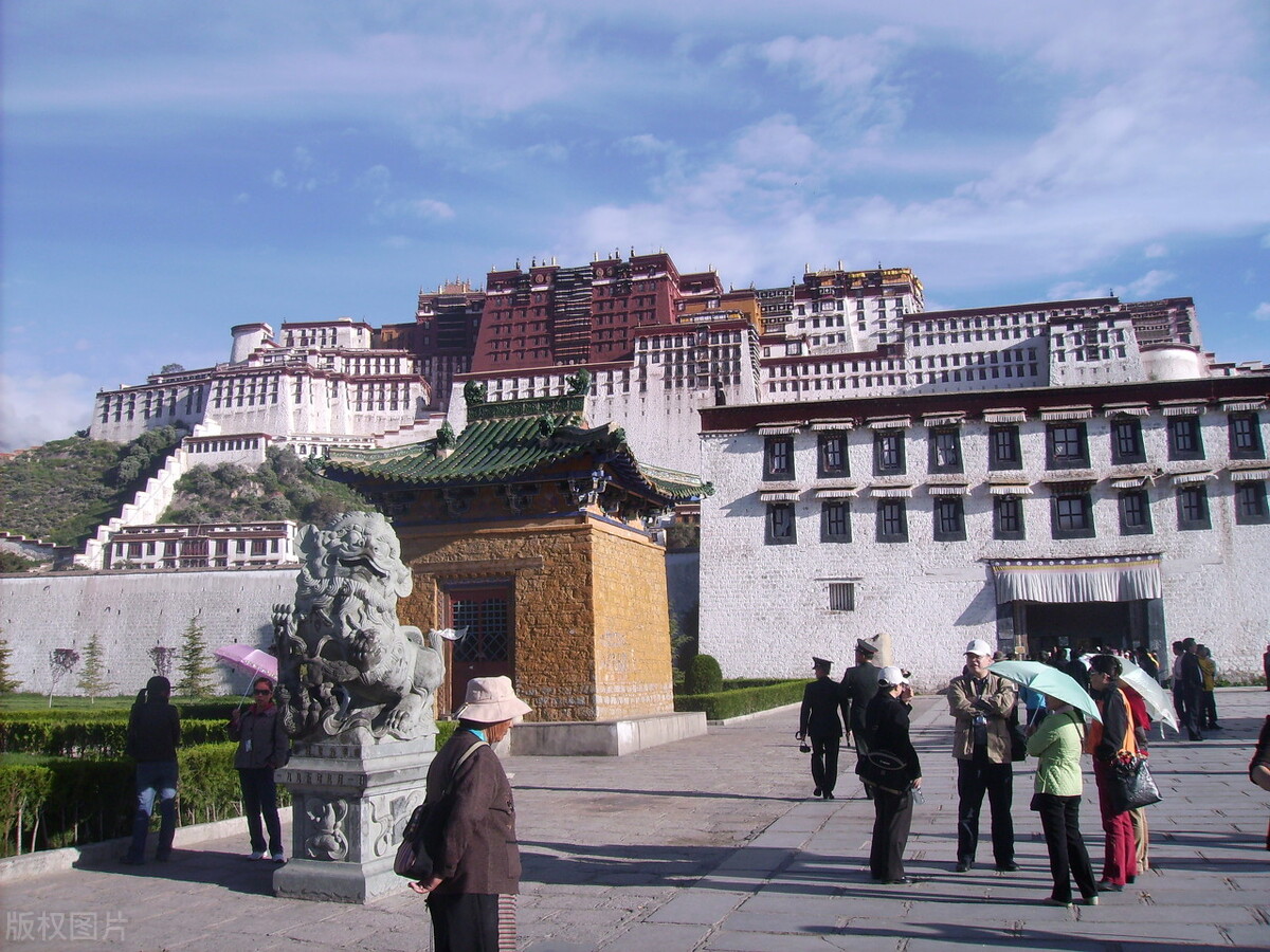 旅游必带十大零食推荐，让你旅途更美味！