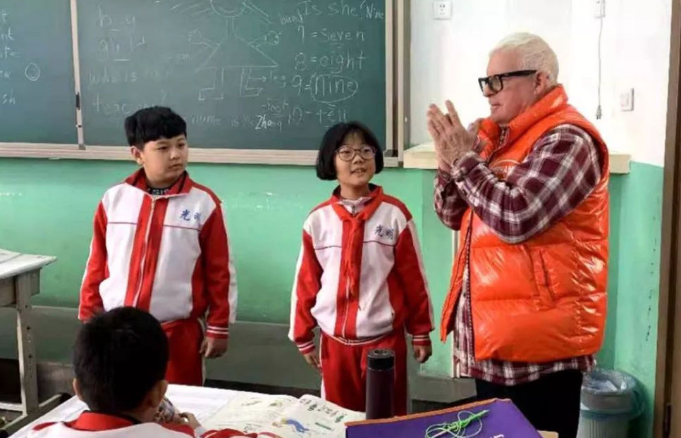 为啥要将英语踢出高考？学生的理由很中肯，但依然不能踢出考试