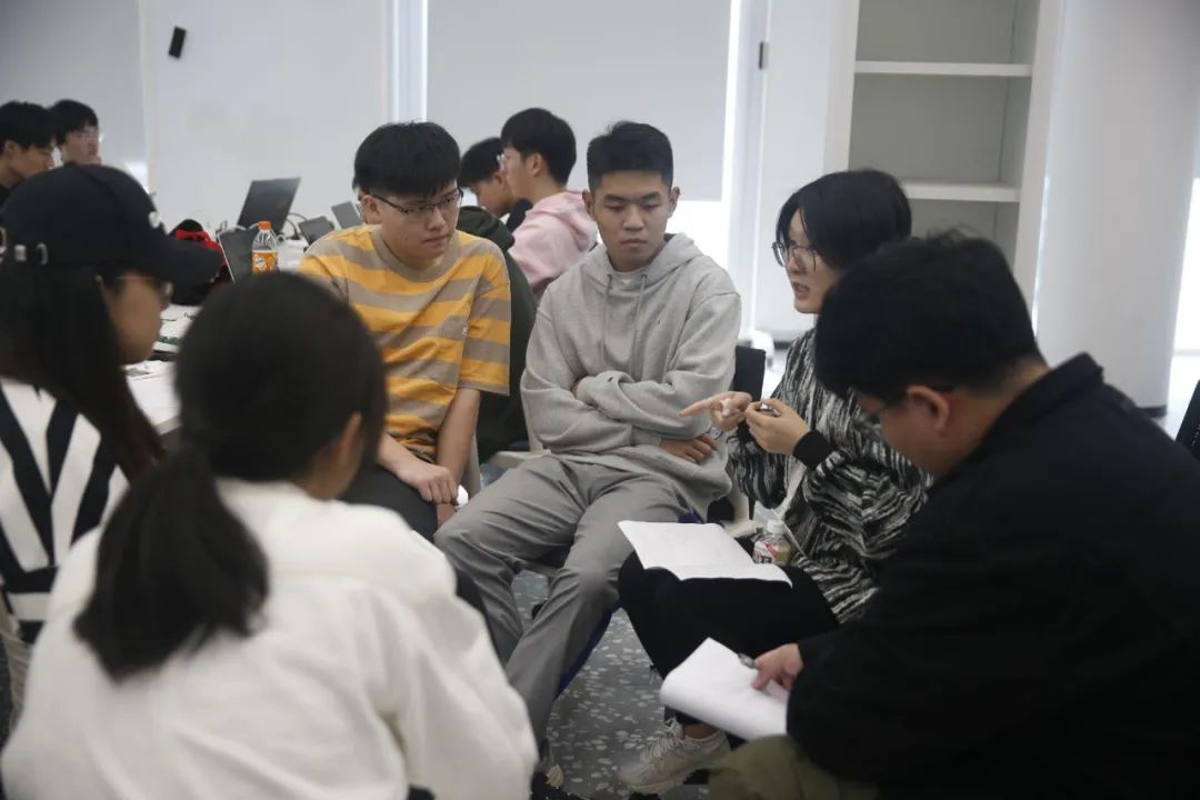 理工人的浪漫！这些温肯儿创作校园相关应用程序向办学十周年献礼