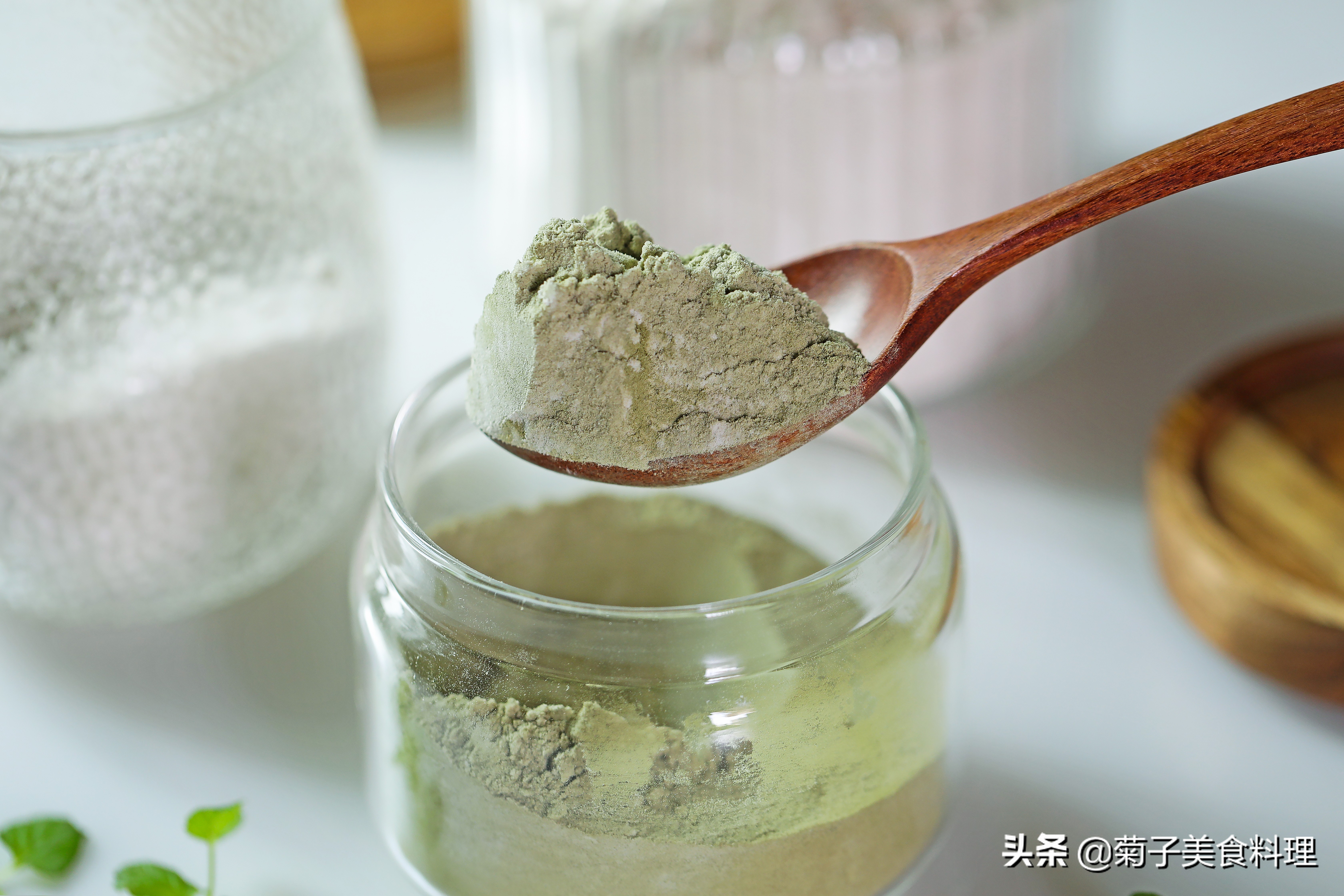 手工传统自制,40斤莲藕1斤藕粉,冬日早上来一杯,营养又暖身