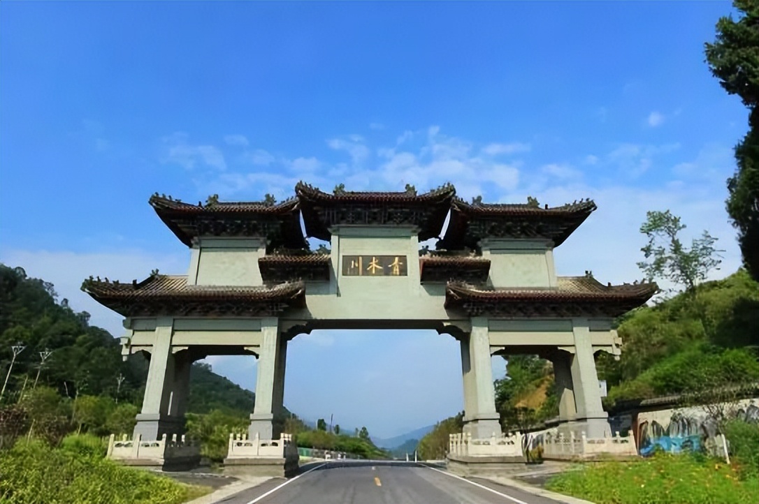 春日里的傳奇古鎮(zhèn)，藏著您心中的詩(shī)與遠(yuǎn)方~