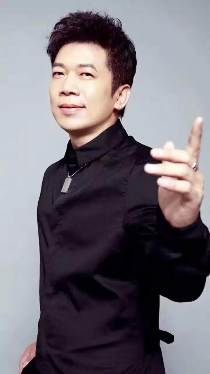 为什么歌手陈星会大红大紫 为什么歌手陈星会大红大紫