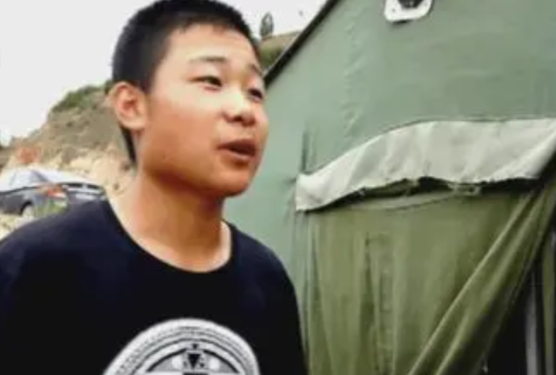 5年前，高考620分，在工地收到录取通知书的甘肃男孩，后来如何？